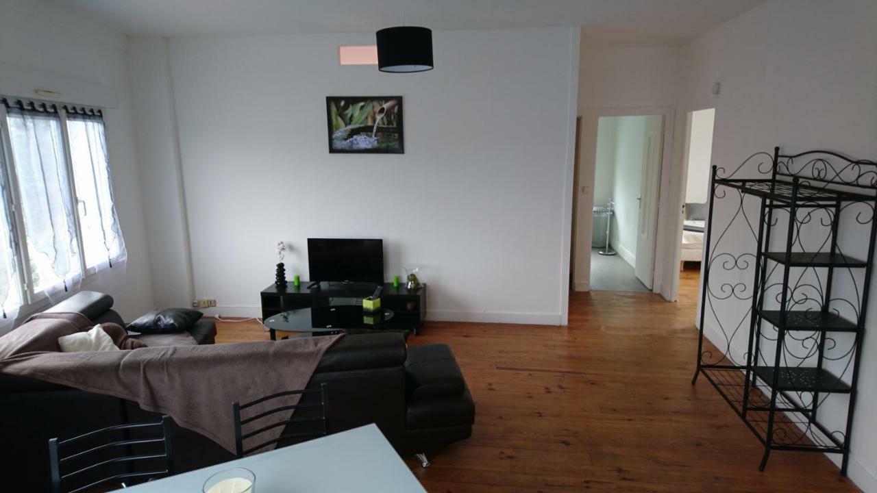 appartement de 79 m² à 500 mètres de la cure Jonzac Extérieur photo